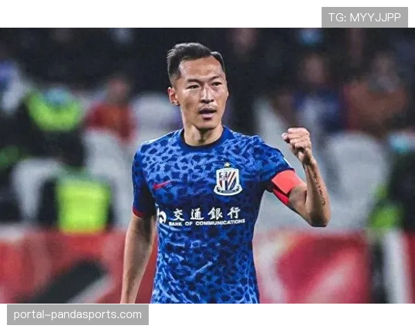 吴曦点射破门稳军心，申花老将展现领袖风范